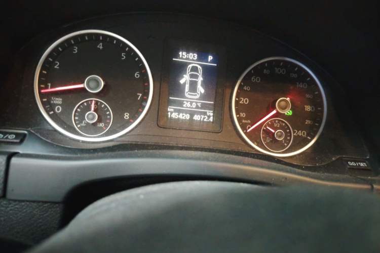 Used Volkswagen Tiguan 2013 1.8TSI Automatic Two-Wheel Drive Trend Edition Odometer Close Up