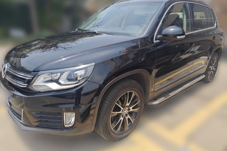 Used Volkswagen Tiguan 2013 1.8TSI Automatic Two-Wheel Drive Luxury Model Guazi used car, China used car export, Used car for sale, Used cars, Cheapest cars for sale