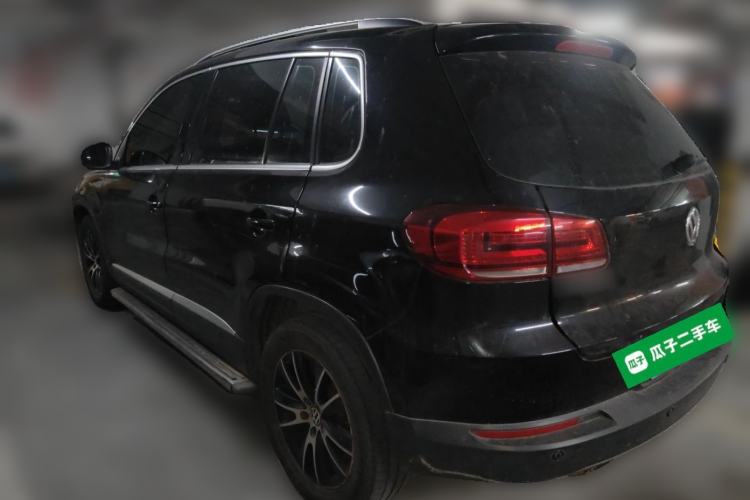 Used Volkswagen Tiguan 2013 1.8 TSI Automatic All-Wheel Drive Luxury Model Rear Left 45 Deg