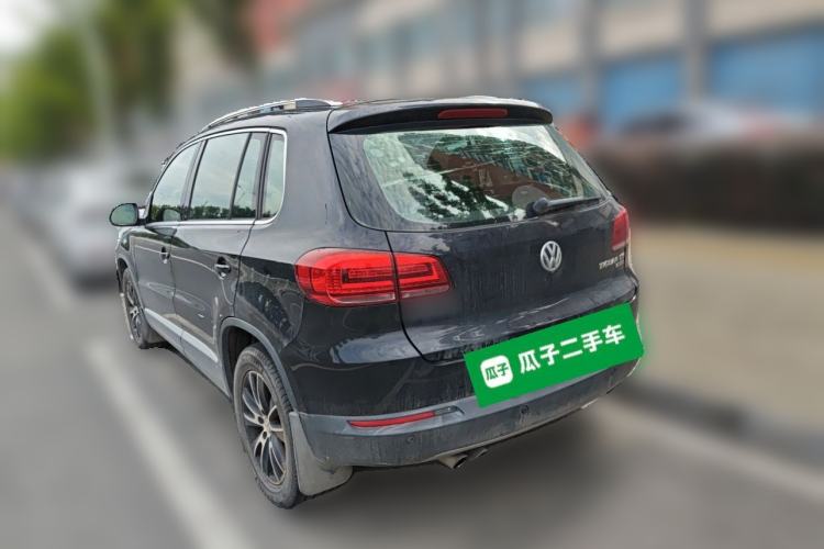 Used Volkswagen Tiguan 2013 1.8 TSI Automatic All-Wheel Drive Luxury Model Rear Left 45 Deg