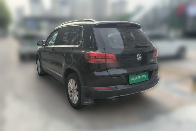 Used Volkswagen Tiguan 2013 1.8 TSI Automatic All-Wheel Drive Luxury Model Rear Left 45 Deg
