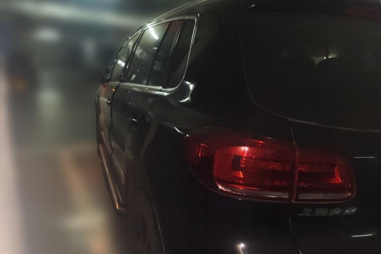 Used Volkswagen Tiguan 2013 1.8TSI Automatic Two-Wheel Drive Luxury Model Rear Left 45 Deg
