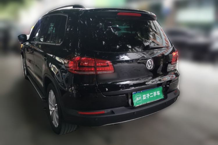 Used Volkswagen Tiguan 2013 2.0 TSI Automatic All-Wheel Drive Luxury Edition Rear Left 45 Deg