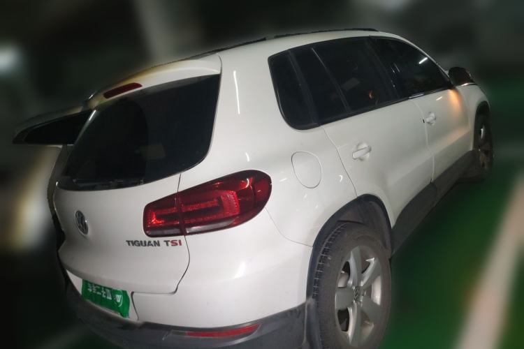 Used Volkswagen Tiguan 2013 1.8 TSI Automatic Two-Wheel Drive Comfort Edition Rear Right 45 Deg