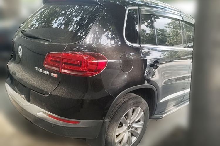 Used Volkswagen Tiguan 2013 1.8 TSI Automatic Two-Wheel Drive Comfort Edition Rear Right 45 Deg
