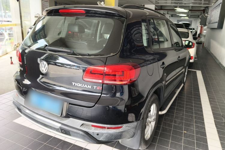 Used Volkswagen Tiguan 2013 1.8TSI Automatic Two-Wheel Drive Trend Edition Rear Right 45 Deg