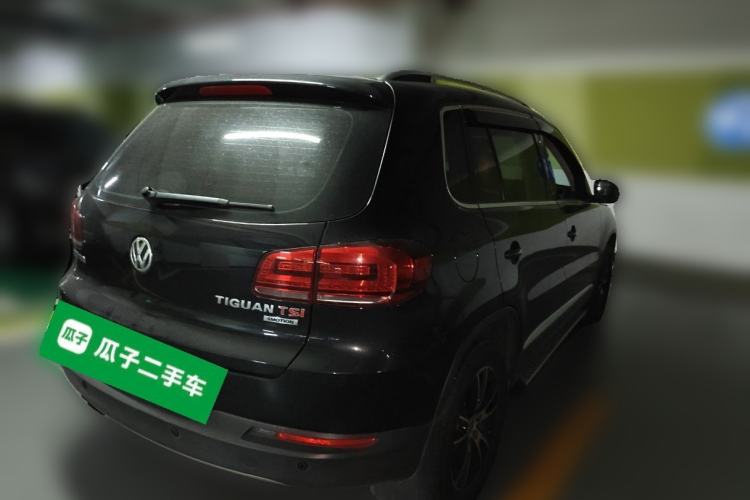 Used Volkswagen Tiguan 2013 2.0 TSI Automatic All-Wheel Drive Luxury Edition Rear Right 45 Deg