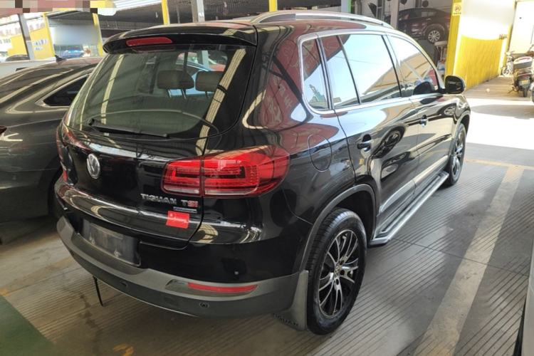 Used Volkswagen Tiguan 2013 1.8TSI Automatic Two-Wheel Drive Luxury Model Rear Right 45 Deg