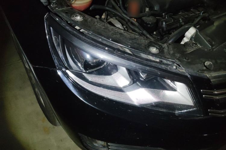 Used Volkswagen Tiguan 2013 1.8TSI Automatic Two-Wheel Drive Trend Edition Right Front Headlight