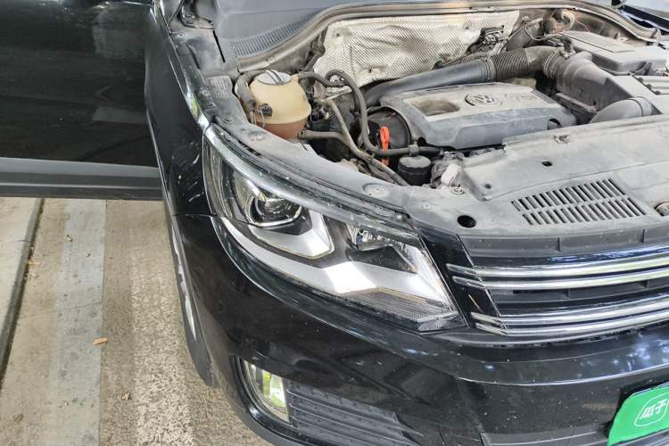 Used Volkswagen Tiguan 2013 1.8TSI Automatic Two-Wheel Drive Trend Edition Right Front Headlight