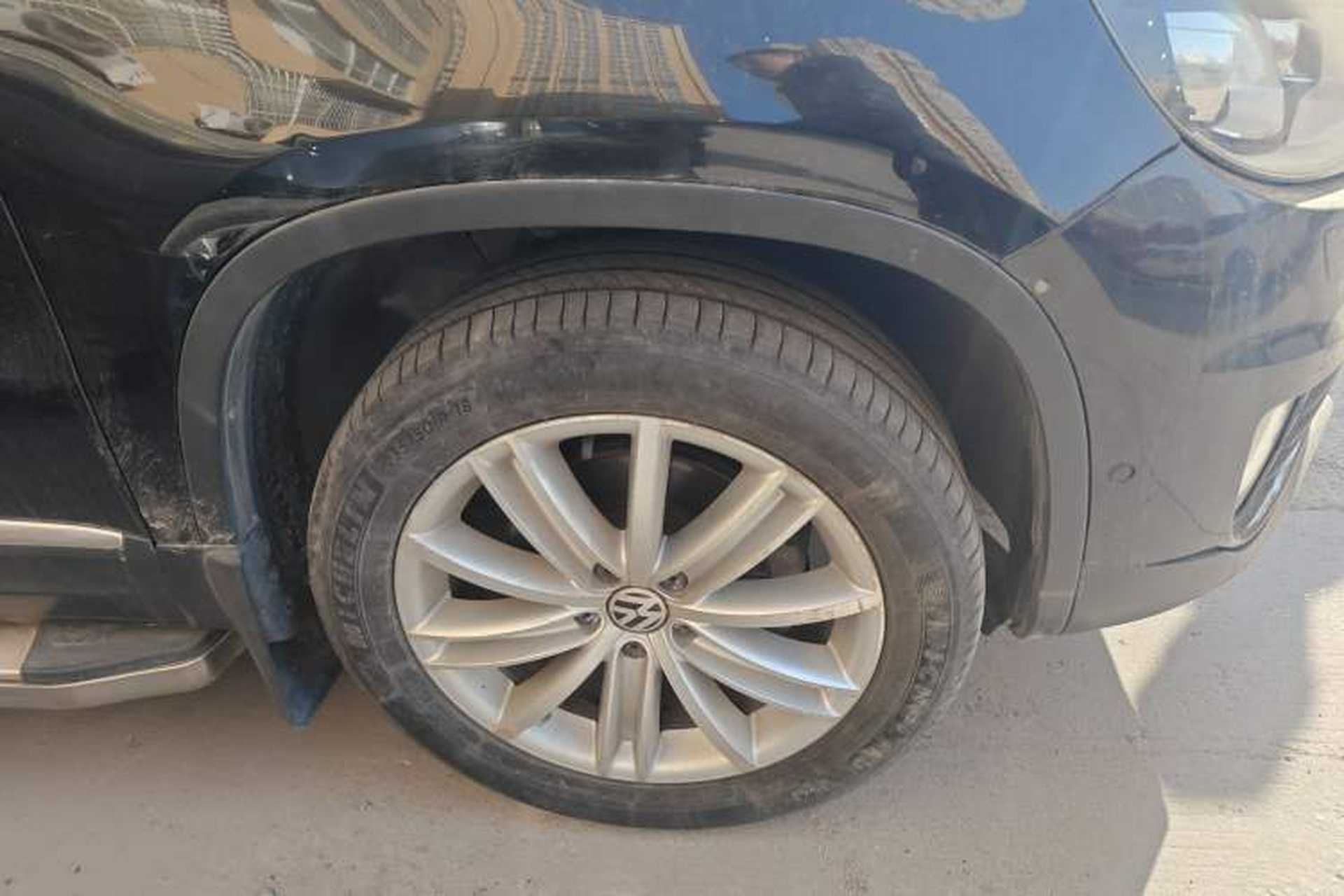 Used Volkswagen Tiguan 2013 2.0 TSI Automatic All-Wheel-Drive Flagship Edition Right Front Wheel Hub