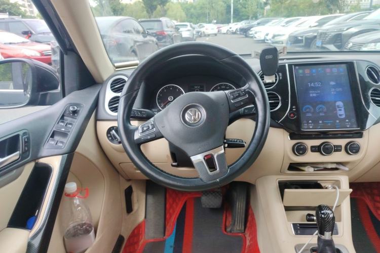 Used Volkswagen Tiguan 2013 1.8TSI Automatic All-Wheel-Drive Comfort Edition Steering Wheel
