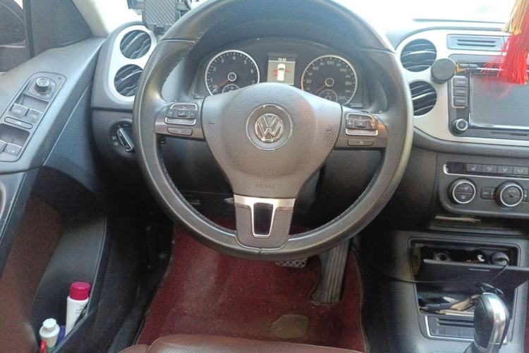 Used Volkswagen Tiguan 2013 1.8TSI Automatic Two-Wheel Drive Luxury Model Steering Wheel
