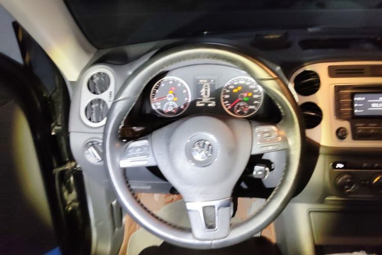 Used Volkswagen Tiguan 2013 1.8TSI Automatic All-Wheel-Drive Comfort Edition Steering Wheel