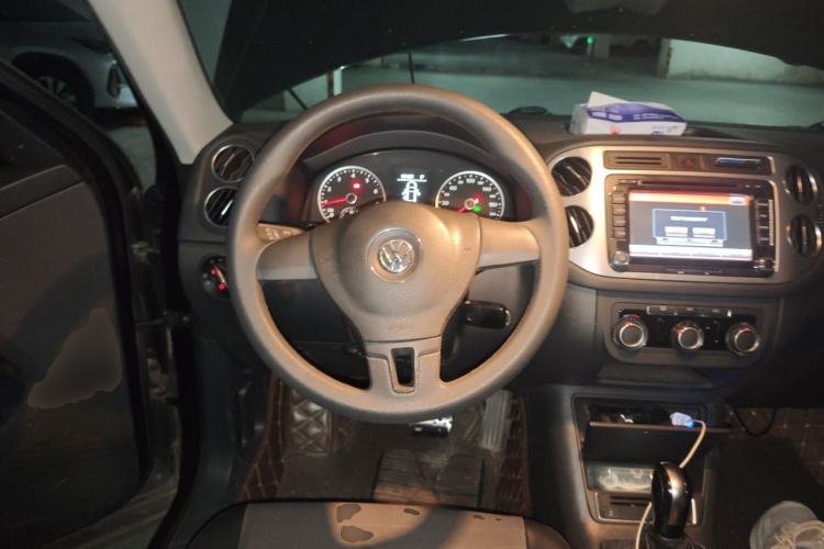 Used Volkswagen Tiguan 2013 1.8TSI Automatic Two-Wheel Drive Trend Edition Steering Wheel