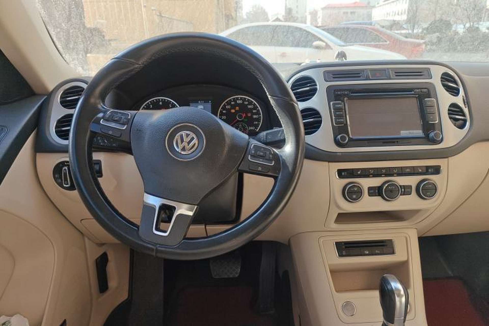 Used Volkswagen Tiguan 2013 2.0 TSI Automatic All-Wheel-Drive Flagship Edition Steering Wheel
