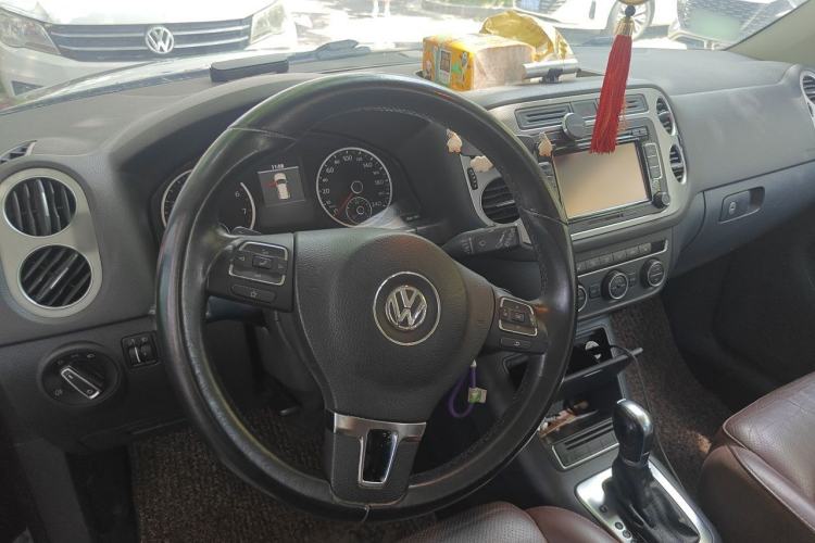 Used Volkswagen Tiguan 2013 1.8TSI Automatic Two-Wheel Drive Luxury Model Steering Wheel