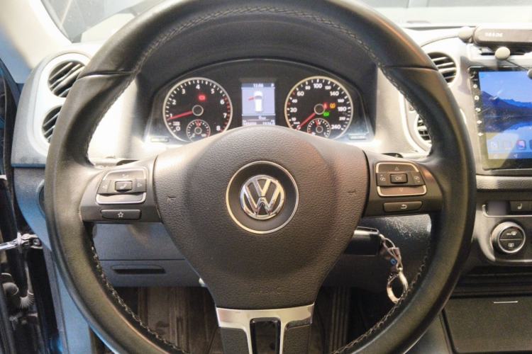 Used Volkswagen Tiguan 2013 1.8TSI Automatic Two-Wheel Drive Luxury Model Steering Wheel