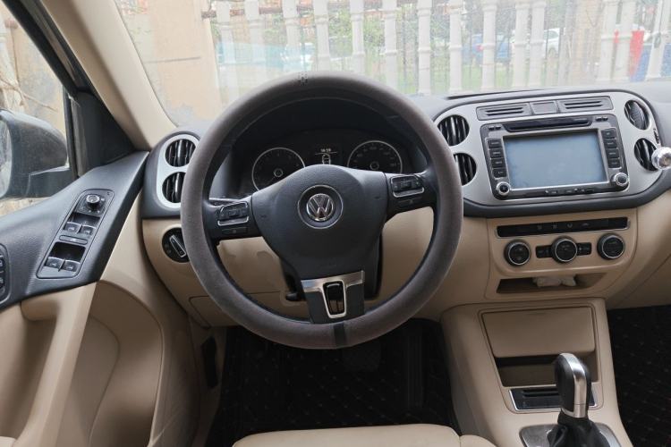 Used Volkswagen Tiguan 2013 1.8 TSI Automatic Two-Wheel Drive Comfort Edition Steering Wheel
