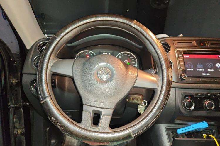 Used Volkswagen Tiguan 2013 1.8TSI Automatic Two-Wheel Drive Trend Edition Steering Wheel