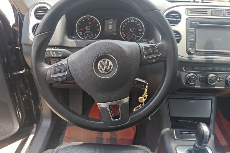 Used Volkswagen Tiguan 2013 1.8TSI Automatic Two-Wheel Drive Luxury Model Steering Wheel