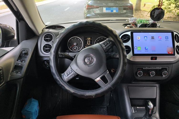 Used Volkswagen Tiguan 2013 1.8TSI Automatic Two-Wheel Drive Trend Edition Steering Wheel