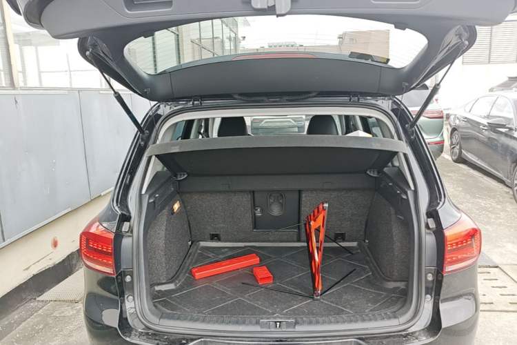 Used Volkswagen Tiguan 2013 1.8 TSI Automatic Two-Wheel Drive Comfort Edition Trunk