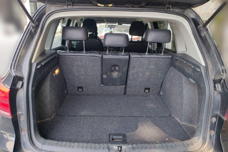 Used Volkswagen Tiguan 2013 1.8TSI Automatic Two-Wheel Drive Trend Edition Trunk