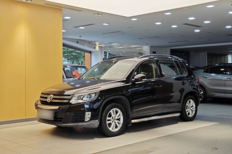 Used Volkswagen Tiguan 2013 1.8TSI Automatic Two-Wheel Drive Trend Edition Guazi used car, China used car export, Used car for sale, Used cars, Cheapest cars for sale
