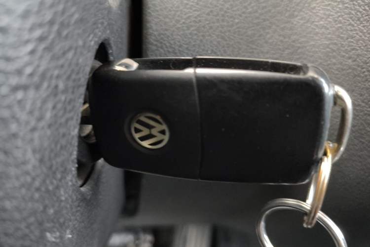 Used Volkswagen Tiguan 2013 1.8 TSI Automatic All-Wheel Drive Luxury Model Vehicle Key