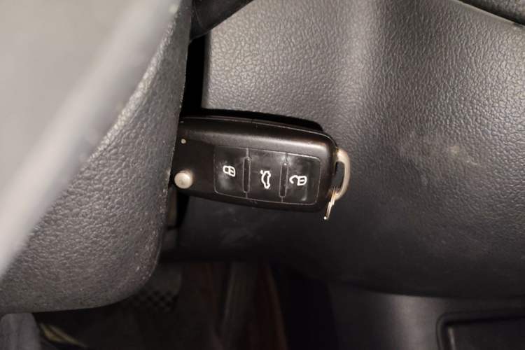 Used Volkswagen Tiguan 2013 1.8TSI Automatic All-Wheel-Drive Comfort Edition Vehicle Key