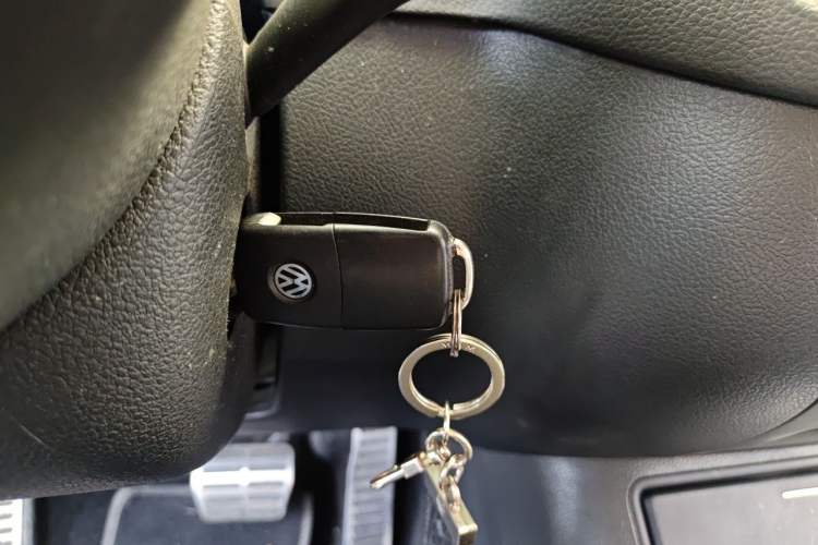 Used Volkswagen Tiguan 2013 1.8 TSI Automatic All-Wheel Drive Luxury Model Vehicle Key
