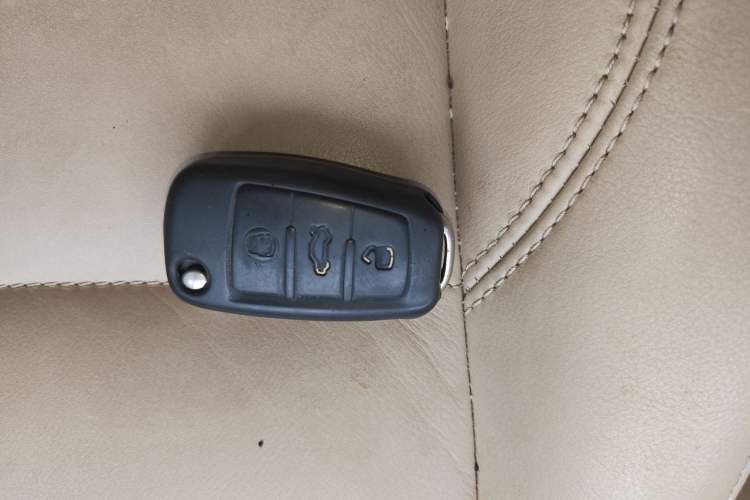 Used Volkswagen Tiguan 2013 1.8 TSI Automatic Two-Wheel Drive Comfort Edition Vehicle Key