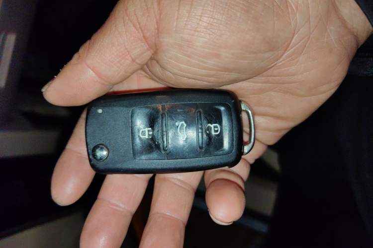 Used Volkswagen Tiguan 2013 1.8 TSI Automatic All-Wheel Drive Luxury Model Vehicle Key