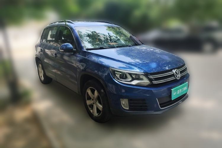 Used Volkswagen Tiguan 2013 1.8 TSI Automatic Two-Wheel Drive Comfort Edition Front Right 45 Deg