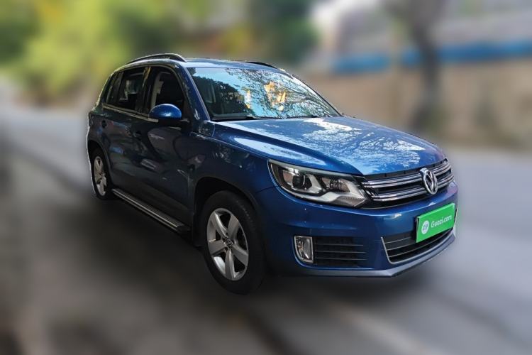 Used Volkswagen Tiguan 2013 1.8 TSI Automatic Two-Wheel Drive Comfort Edition Front Right 45 Deg
