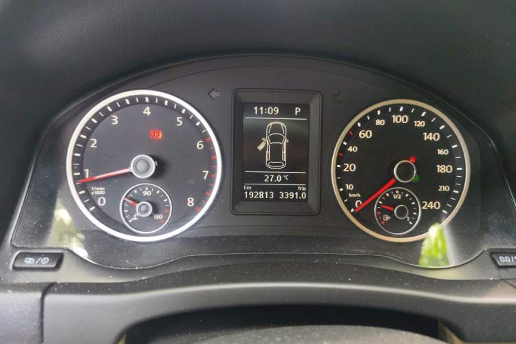 Used Volkswagen Tiguan 2013 1.8 TSI Automatic Two-Wheel Drive Comfort Edition Instrument Cluster