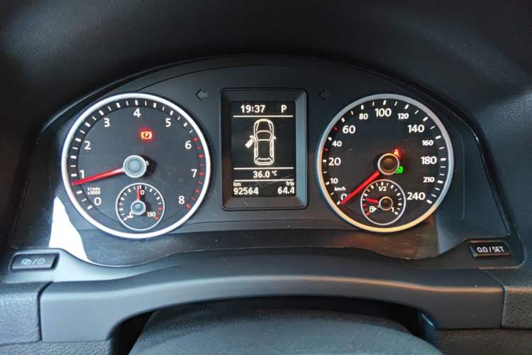 Used Volkswagen Tiguan 2013 1.8 TSI Automatic Two-Wheel Drive Comfort Edition Instrument Cluster