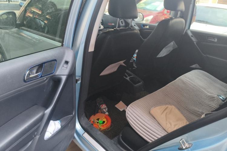 Used Volkswagen Tiguan 2013 1.4 TSI Manual Two-Wheel Drive BlueMotion Edition Left Rear Seat