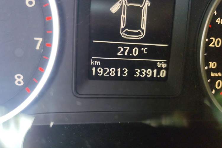 Used Volkswagen Tiguan 2013 1.8 TSI Automatic Two-Wheel Drive Comfort Edition Odometer Close Up