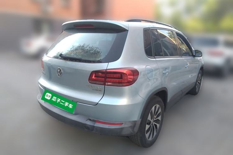 Used Volkswagen Tiguan 2013 1.4 TSI Manual Two-Wheel Drive BlueMotion Edition Rear Right 45 Deg