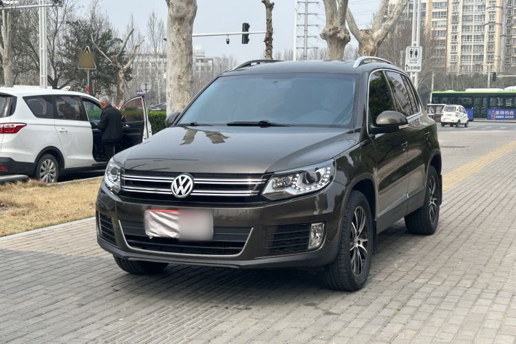 Used Volkswagen Tiguan 2013 1.8TSI Automatic Two-Wheel Drive Luxury Model Guazi used car, China used car export, Used car for sale, Used cars, Cheapest cars for sale