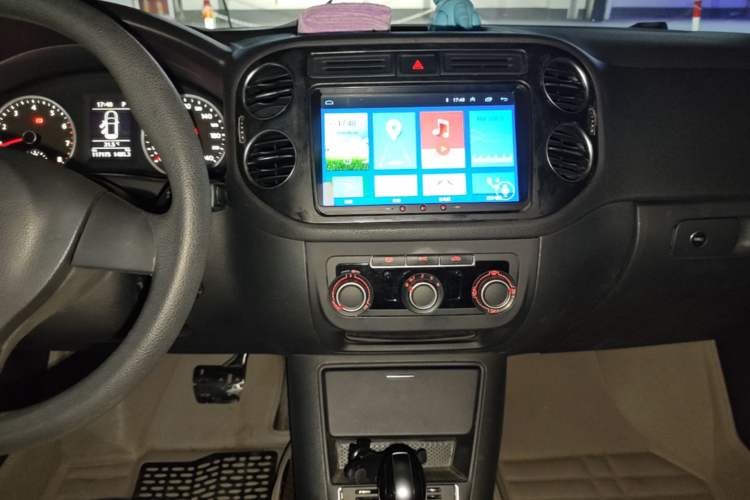 Used Volkswagen Tiguan 2013 1.8TSI Automatic Two-Wheel Drive Trend Edition Audio And AC Panel