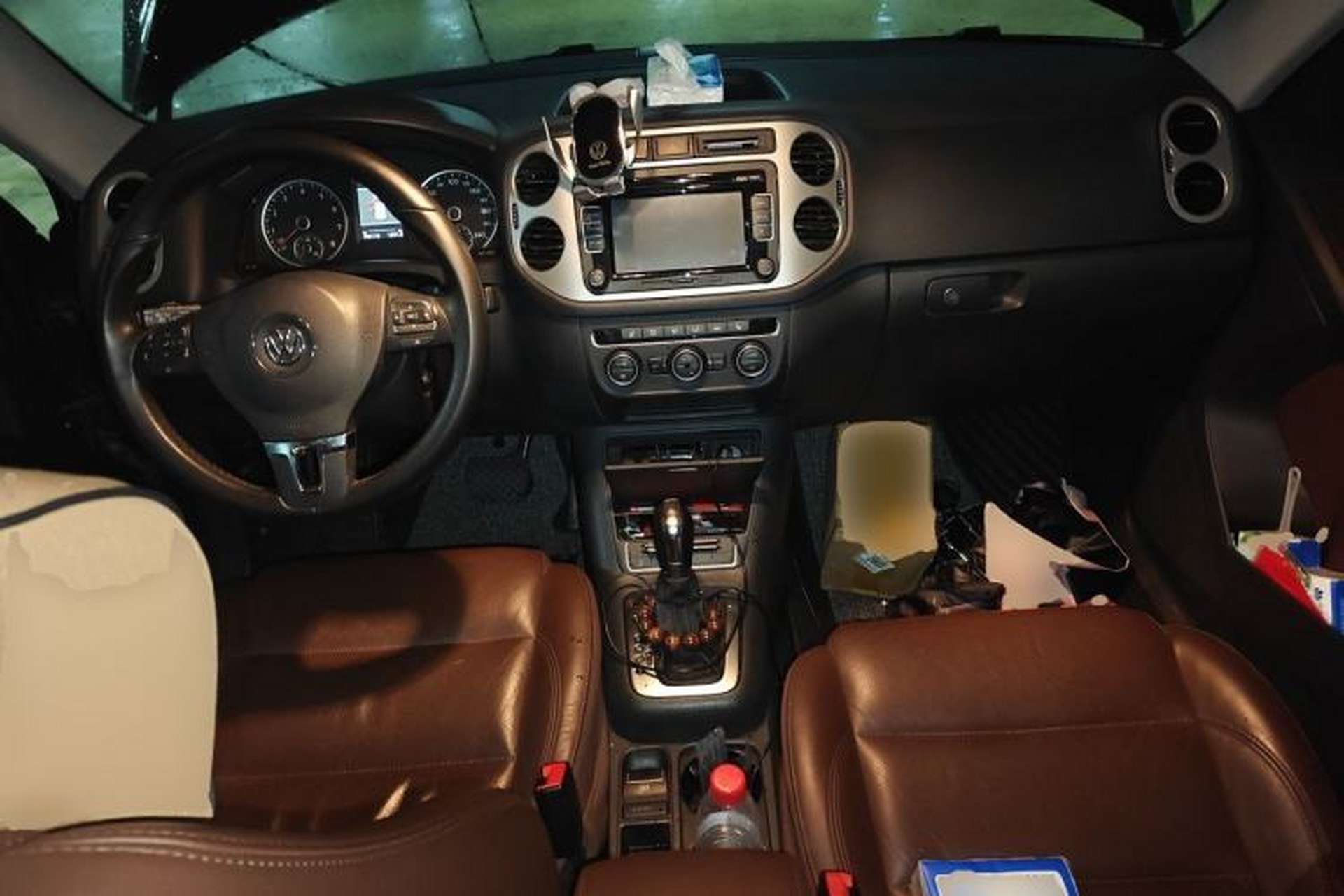 Used Volkswagen Tiguan 2013 2.0 TSI Automatic All-Wheel Drive Luxury Edition Center Console