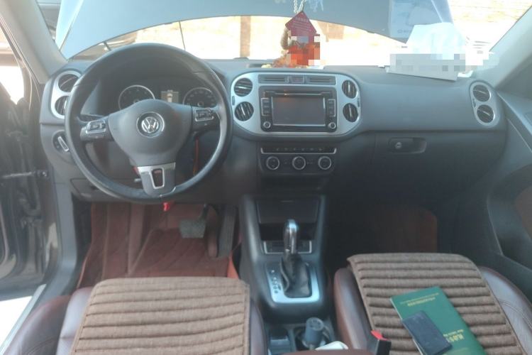 Used Volkswagen Tiguan 2013 1.8TSI Automatic Two-Wheel Drive Luxury Model Center Console