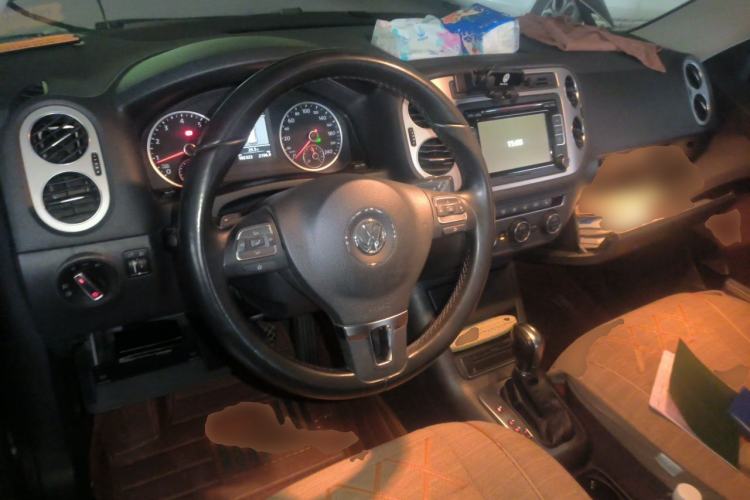 Used Volkswagen Tiguan 2013 1.8TSI Automatic Two-Wheel Drive Luxury Model Center Console