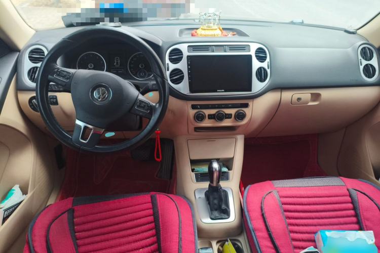 Used Volkswagen Tiguan 2013 1.8 TSI Automatic Two-Wheel Drive Comfort Edition Center Console