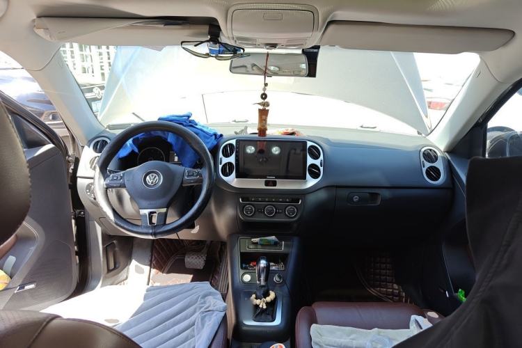 Used Volkswagen Tiguan 2013 1.8TSI Automatic Two-Wheel Drive Luxury Model Center Console