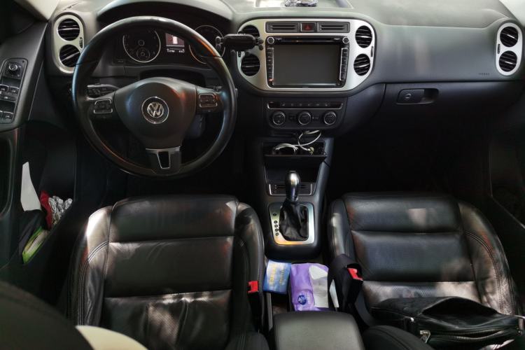 Used Volkswagen Tiguan 2013 1.8TSI Automatic Two-Wheel Drive Luxury Model Center Console