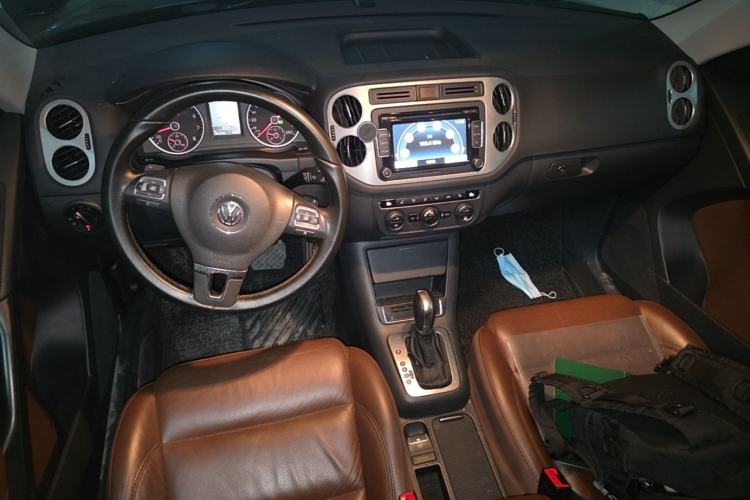 Used Volkswagen Tiguan 2013 1.8TSI Automatic Two-Wheel Drive Luxury Model Center Console